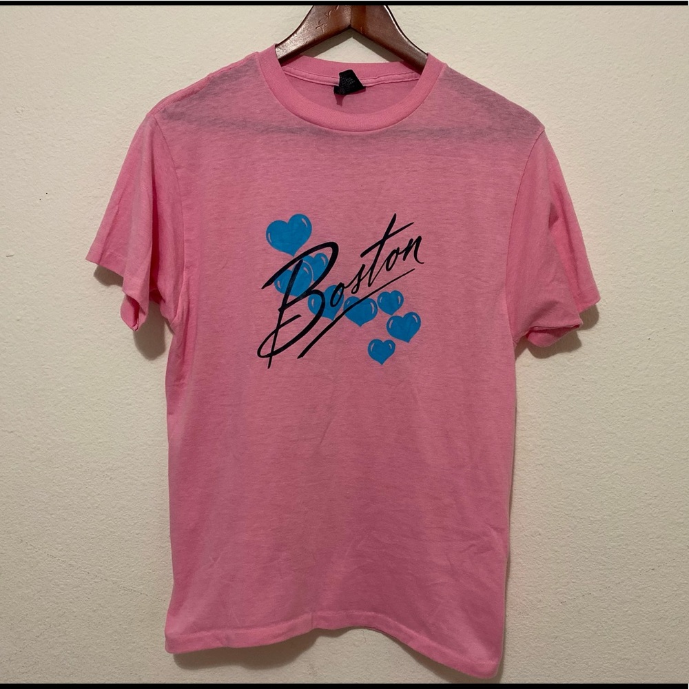 VINTAGE 80s SNEAKERS TEE WITH BOSTON GRAPHIC